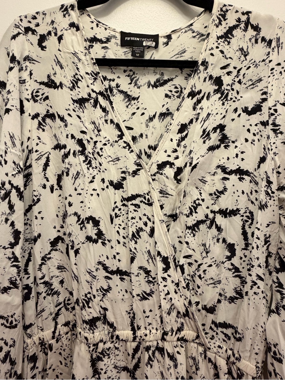 Fifteen Twenty Romper Womens M Black White Abstract Faux Wrap Long Sleeve - Picture 6 of 10